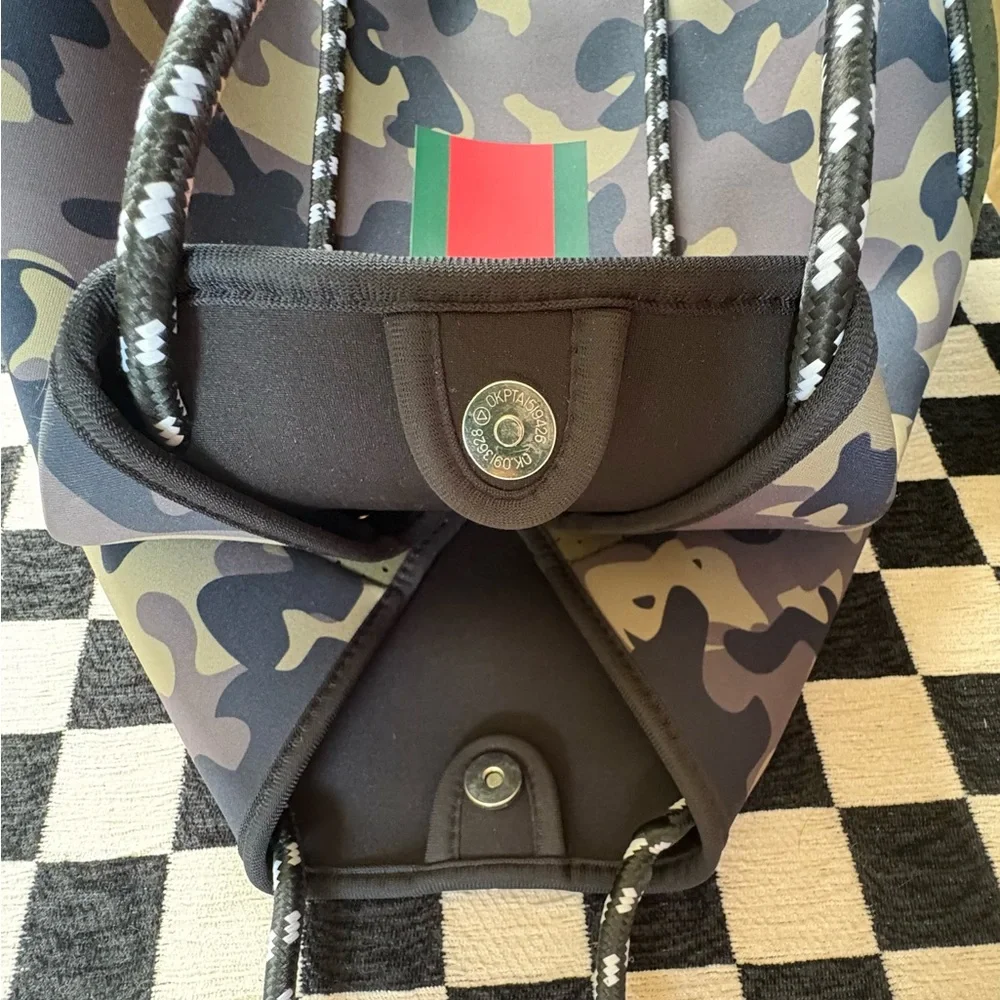 Neoprene Camouflage Tote